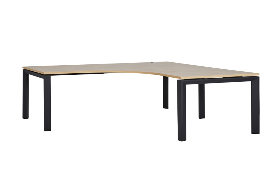 Novah Corner Desk 1800Wx1800Wx700Dmm Autumn Oak Top / Black Frame