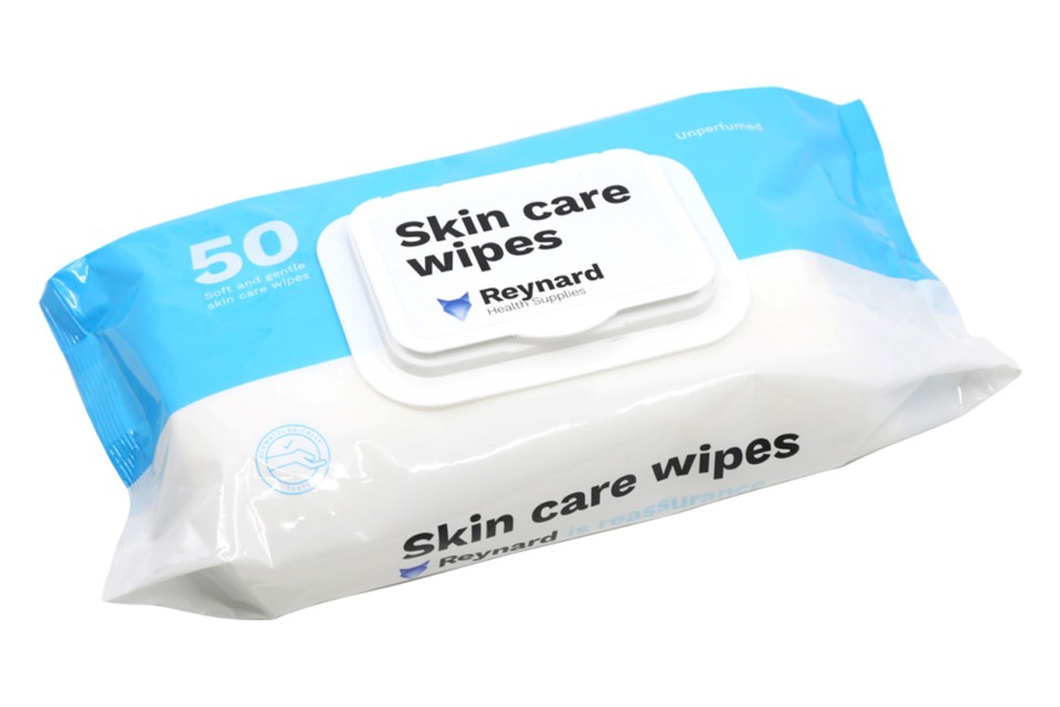 Moist Skin Cleansing Wipes Carton 12