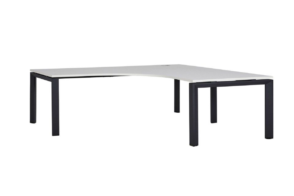 Novah Corner Desk 1500Wx1500Wx700Dmm White Top / Black Frame
