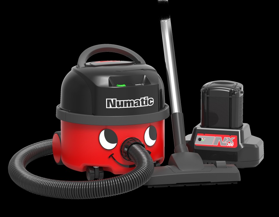 Numatic  8l Battery Pull-along Dry Vac With 2 Batteries & Charger