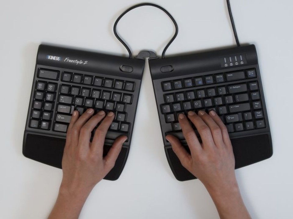 Kinesis Freestyle2 Pc Keyboard Wired